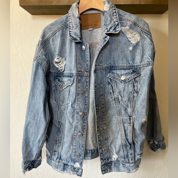 American Eagle| AE Distressed Jean Jacket, Size XS•••Wardrobe Staple - Picture 1 of 14
